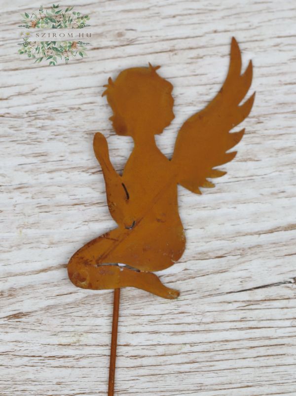 Engelfigur auf Stab