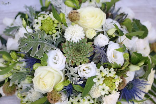 Autodekoration mit Blumen