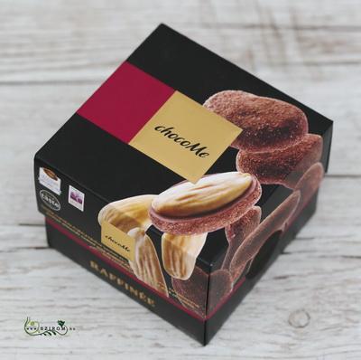 chocoMe Almonds coated with Tonka bean milk chocolate and cocoa powder (120g)