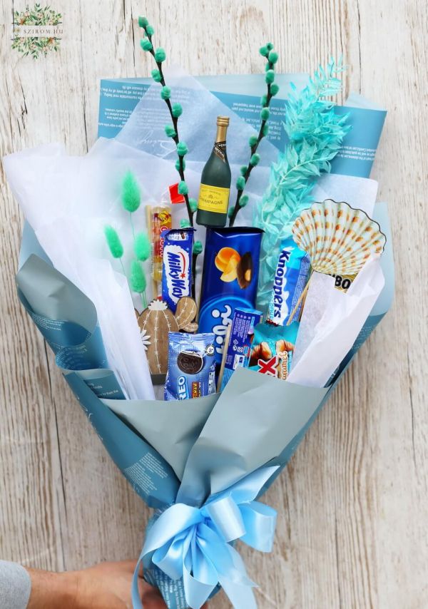 Chocolate bouquet, blue