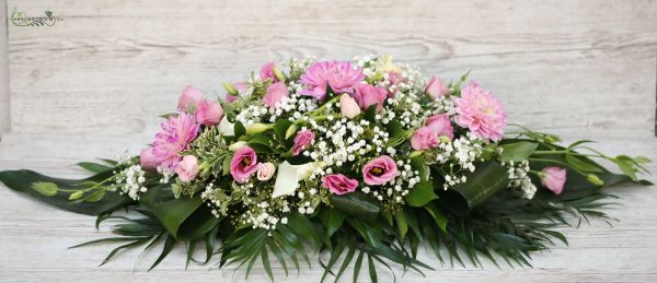 Main table centerpiece (lisianthus, cala, pink)