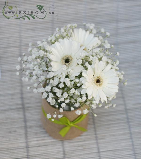 Gerberák befőttes üvegben asztaldísz (gerbera, rezgő, fehér), esküvő