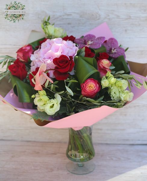 Big bouquet in vase with vanda orchids, roses, hydrangea (17 stems)