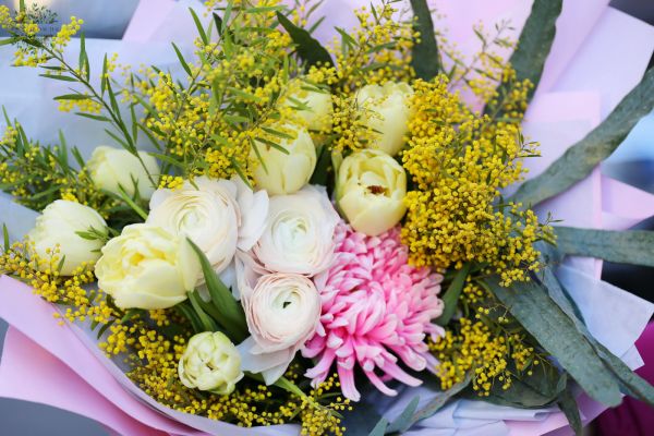 Mimosa bouquet with spring flowers, tulips, buttercups (15 stems)