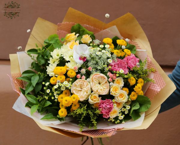 Nagy nyári csokor sárga - rózsaszín színekben (21 szál)