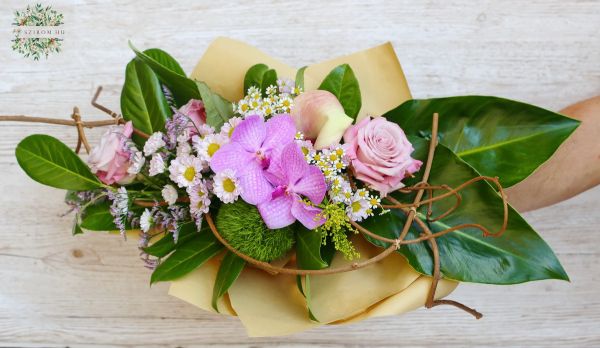 Oval bouquet with vanda orchid