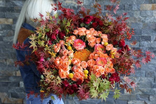 Giant autumn bouquet