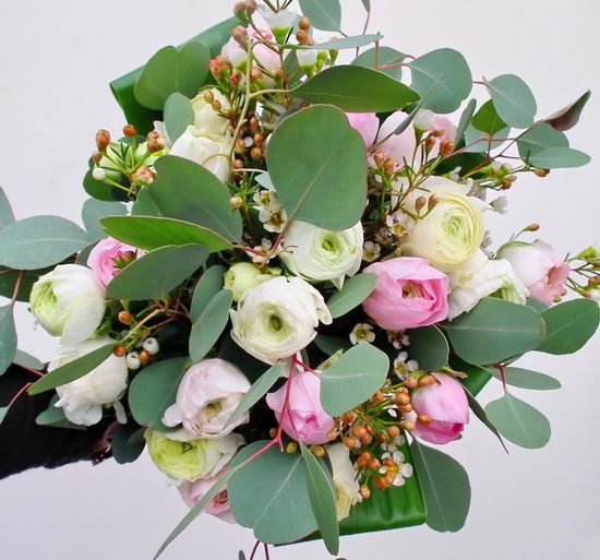 20 buttercups with eucalyptus and wax
