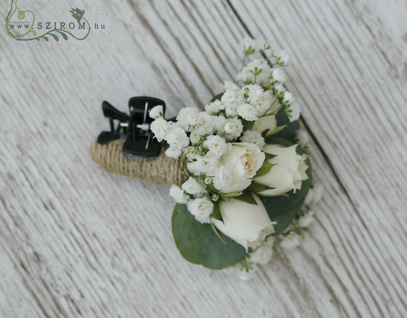 flower delivery Budapest - hair wreath made of spray roses (white)