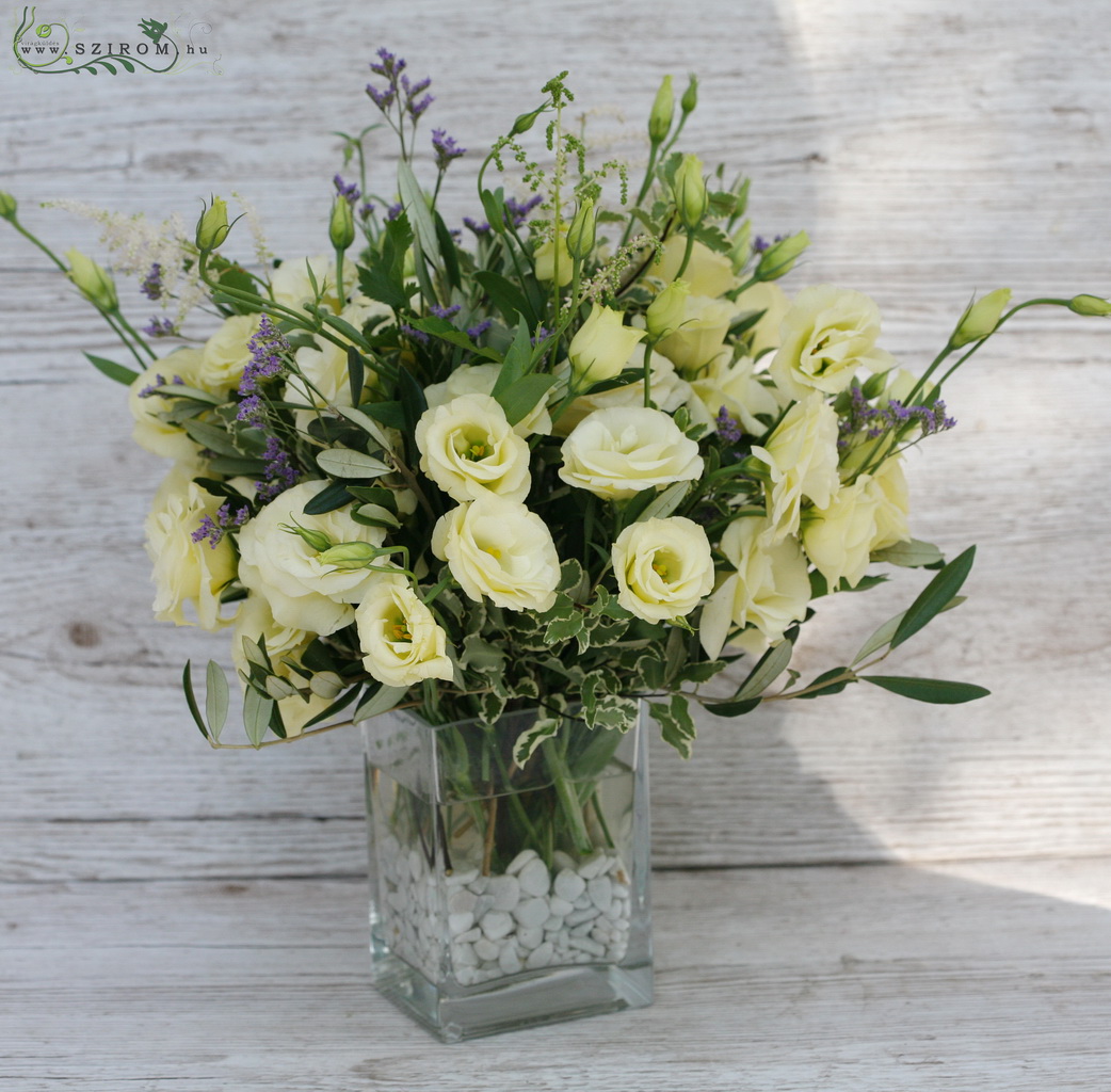 flower delivery Budapest - Centerpiece Rubin Hotel Budapest  (liziantus, cream), wedding