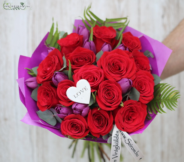 flower delivery Budapest - Red roses and purple tulips with love heart (25 stems)