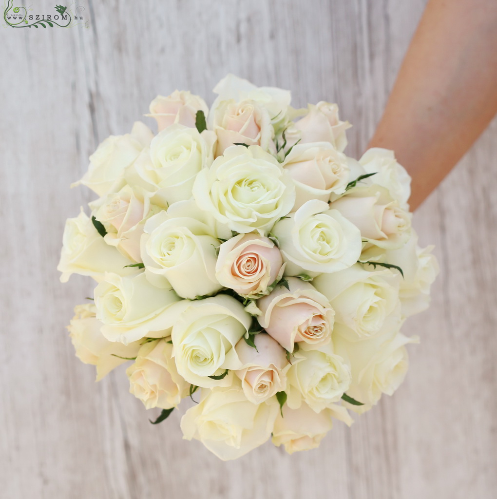 flower delivery Budapest - Bridal bouquet (rose, white, cream)