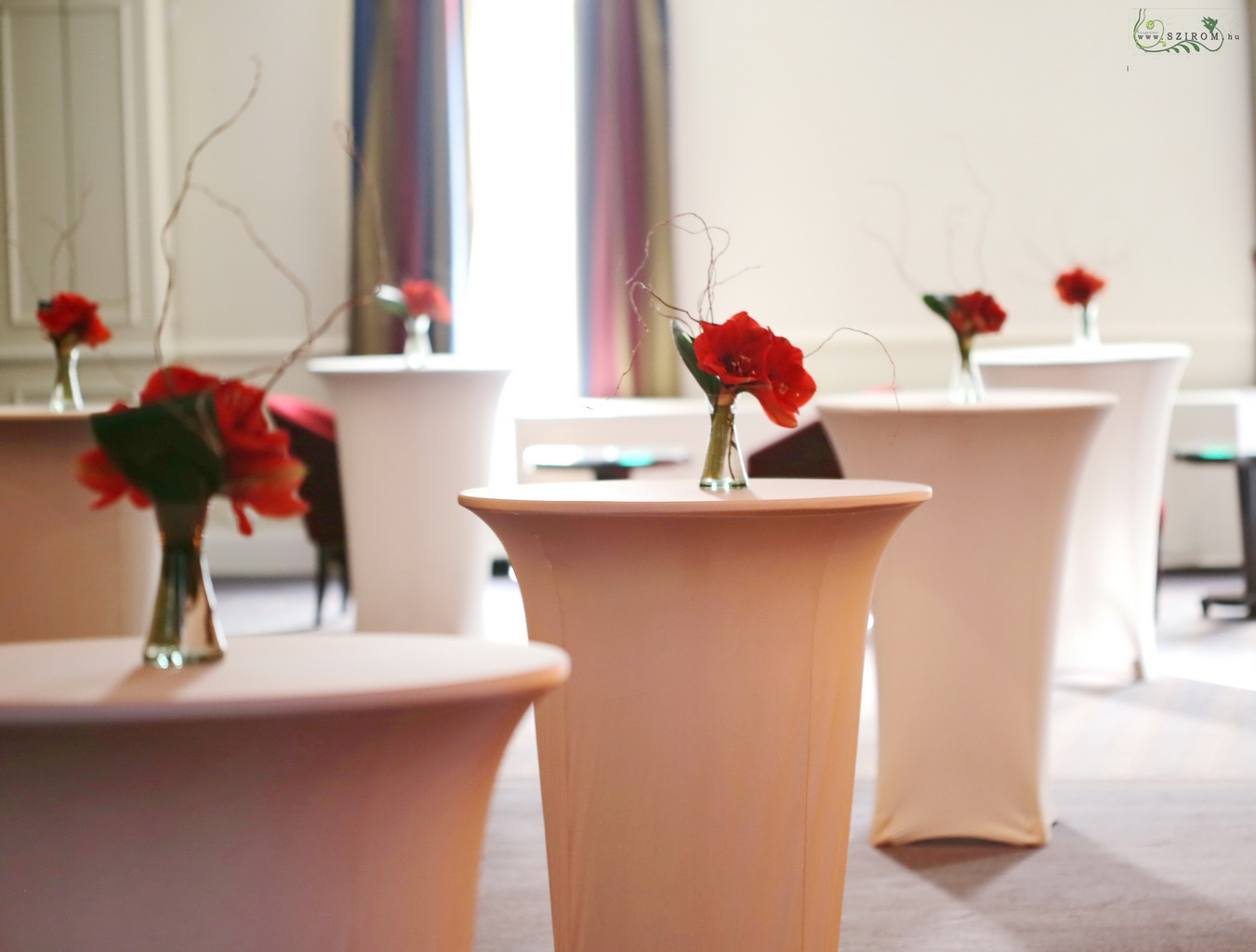 flower delivery Budapest - Event decor with red amaryllis, Corinthia Budapest