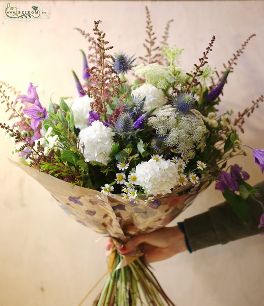 flower delivery Budapest - Big mixed bouquet of wildflowers (34 st)