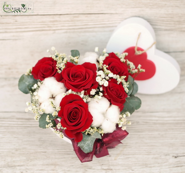 flower delivery Budapest - Romantic heart box with red roses and small flowers with cotton flower