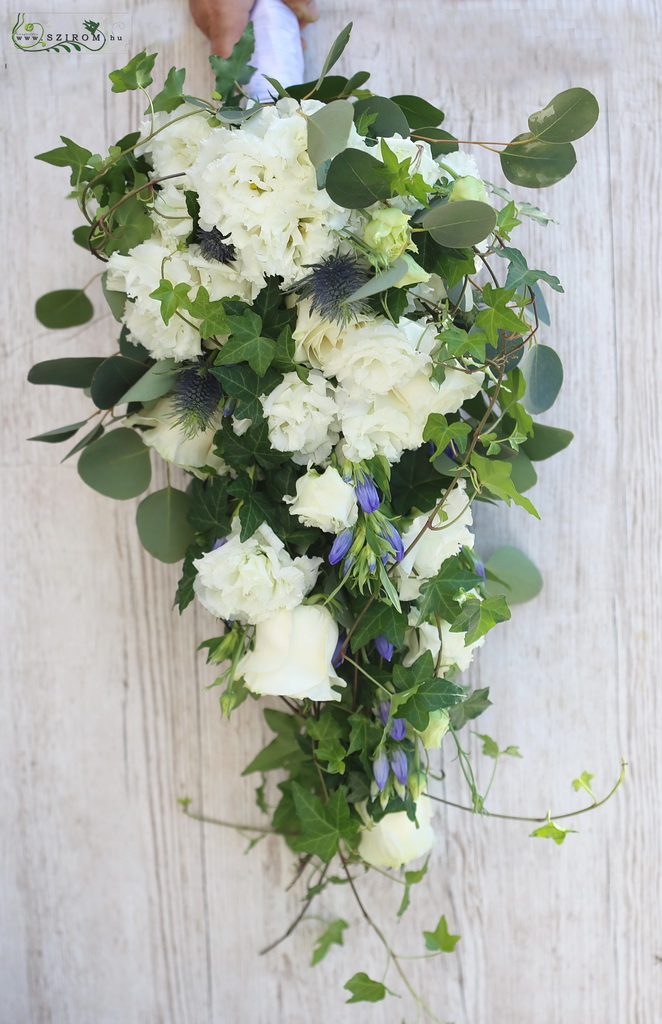 menyasszonyi cseppcsokor (rózsa, encián, liziantusz, fehér, kék)