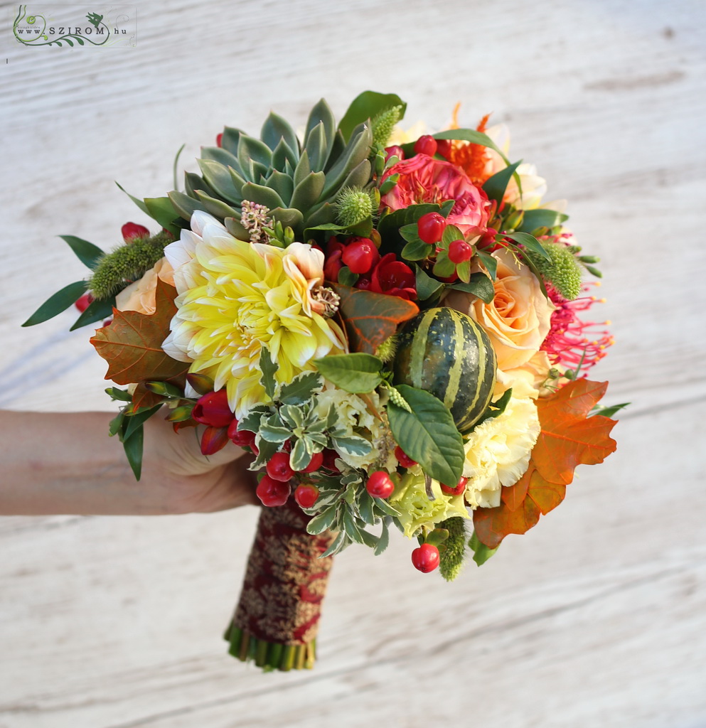 flower delivery Budapest - autumn bridal bouquet (dahlia, sempervivum, hypericum, yellow, orange, mixed)