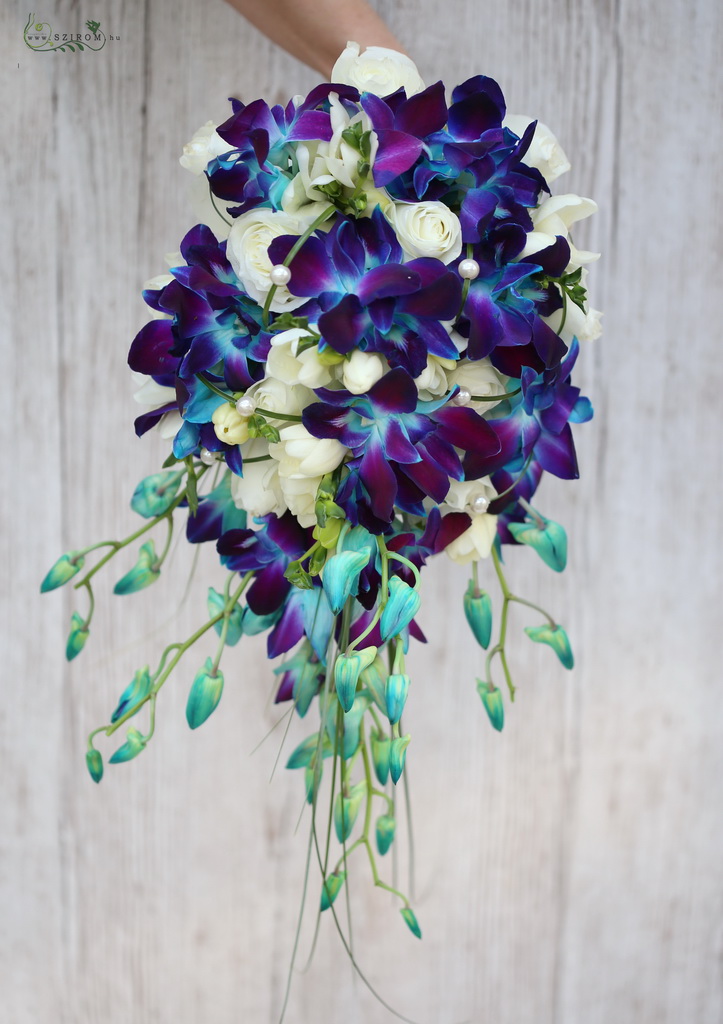 flower delivery Budapest - drop shape bridal bouquet (dendrobium, ranunculus, blue, white)