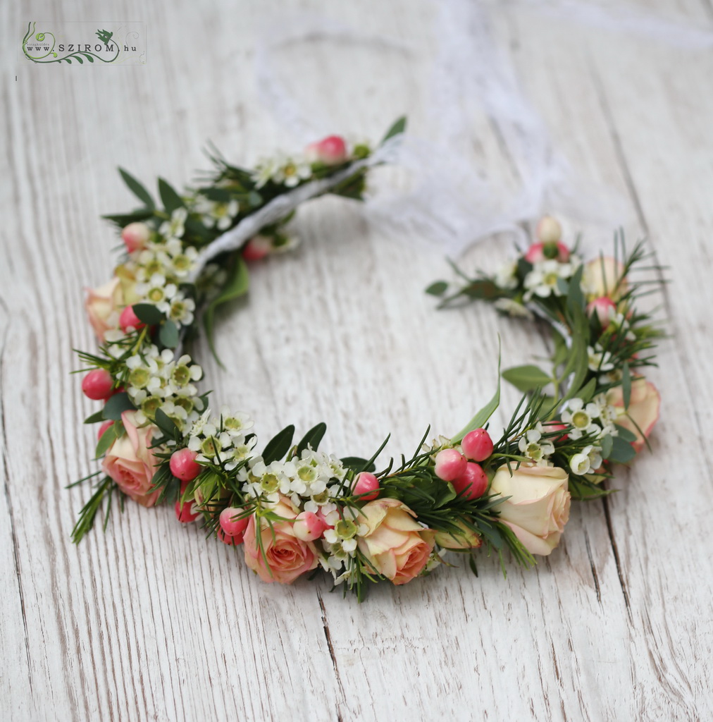 flower delivery Budapest - hair wreath made of rose, hypericum, wax (pink)