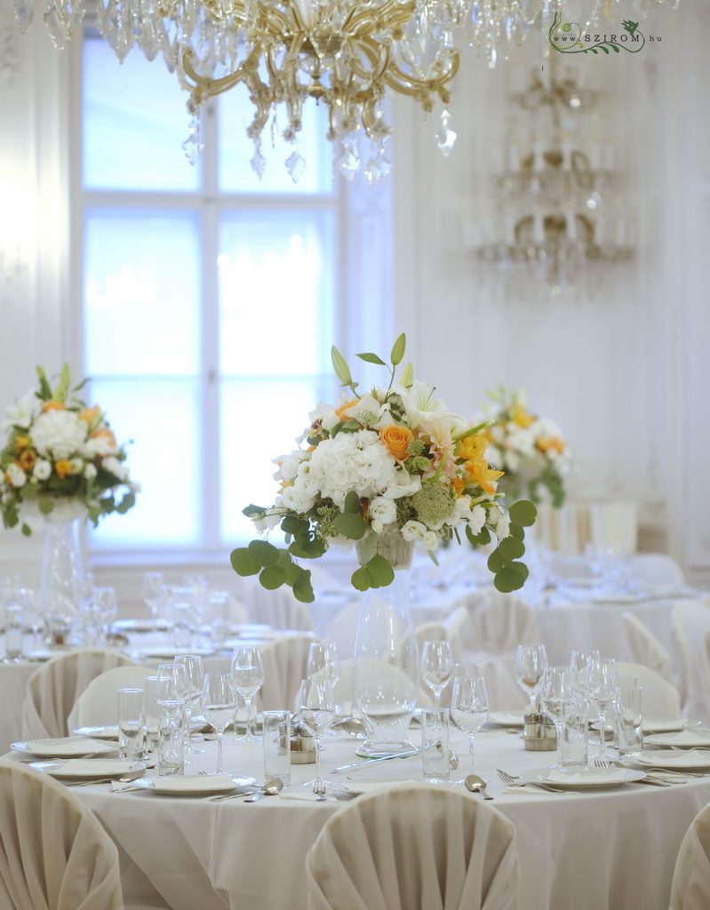 flower delivery Budapest - High wedding centerpiece, Festetics Palota Budapest (gladiolus, lily, wild flowrers, peach, white)