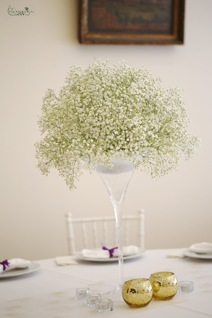 flower delivery Budapest - High wedding table decoration, Ádám Villa Budapest (babybreath, white)