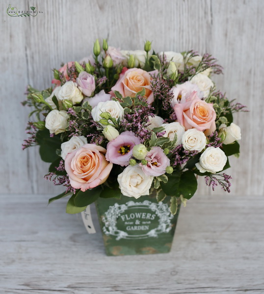 flower delivery Budapest - Rustic wooden bench with vintage flowers