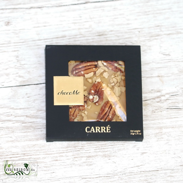 flower delivery Budapest - chocoMe hand made chocolate 50g (pecans, lyophilized caramel)