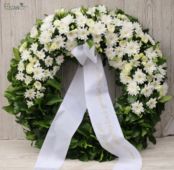 flower delivery Budapest - Ivy wreath with chrysanthemums, spray roses, freesias (70cm)