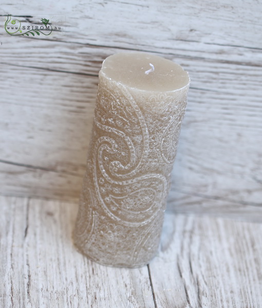 flower delivery Budapest - candle 15cm