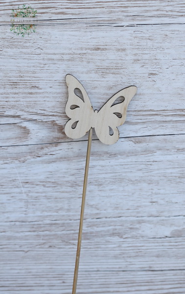 flower delivery Budapest - Wooden butterfly on a stick