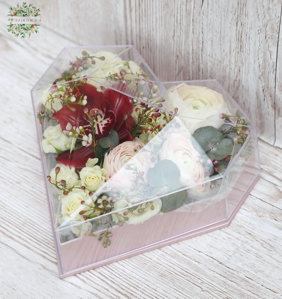 flower delivery Budapest - Chrystal shaped heart box with orchid and pastell flowers