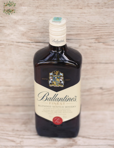 Blumenlieferung nach Budapest - Ballantine's 0,7l