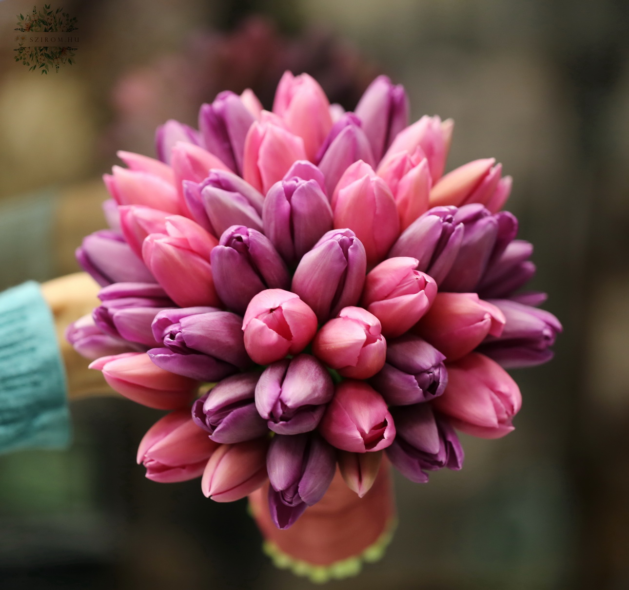 Virágküldés Budapest - 50 szálas tulipáncsokor
