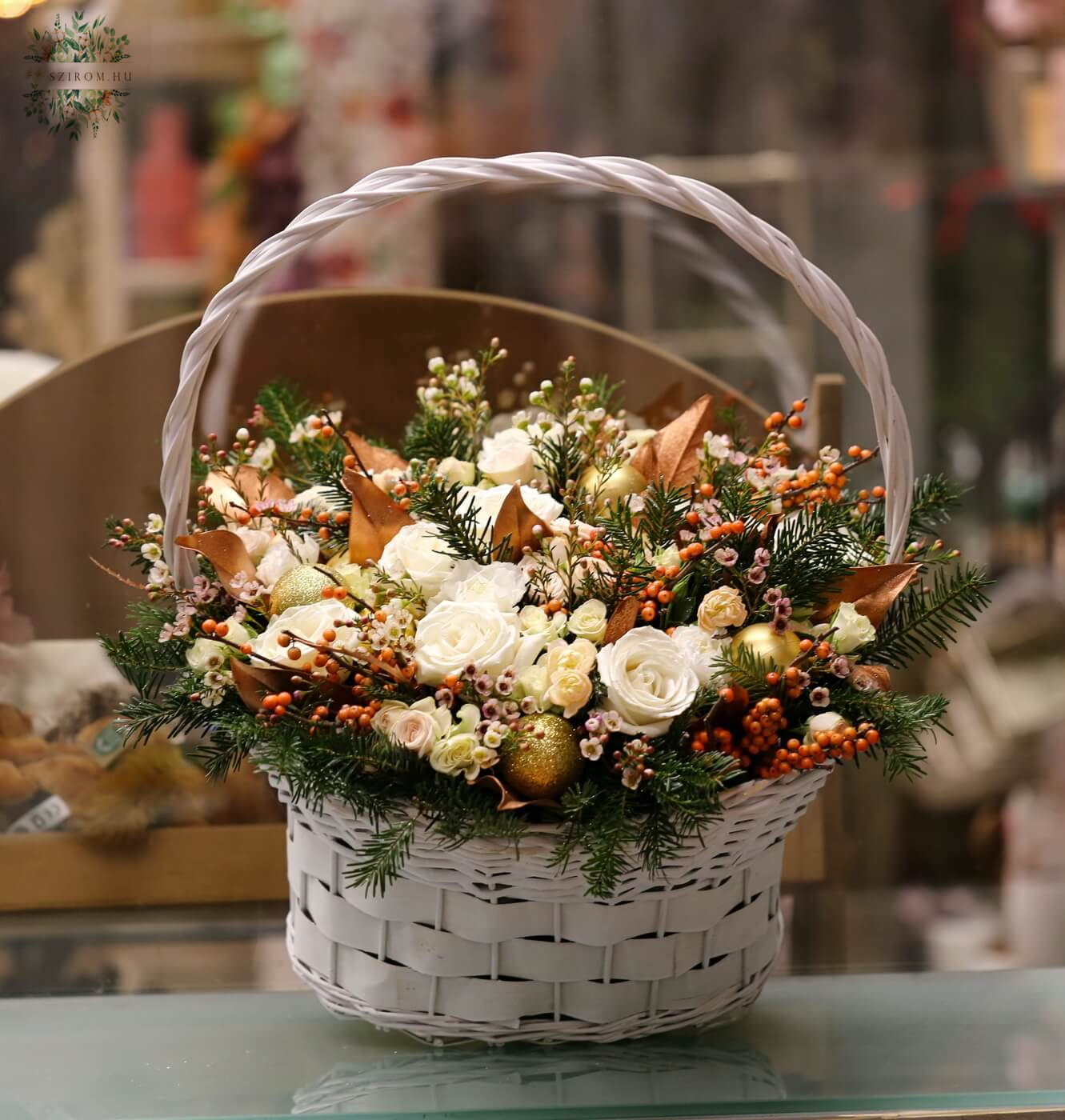 Blumenlieferung nach Budapest - Großer weißer Weihnachtskorb