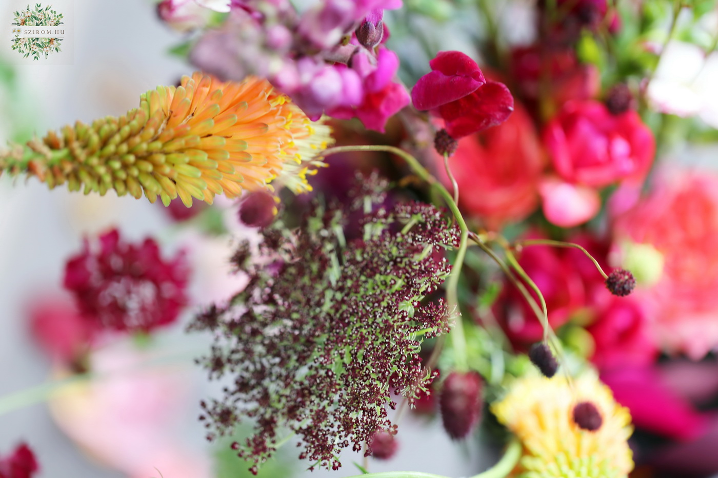 flower delivery Budapest - Shaggy meadow flowers bridal bouquet