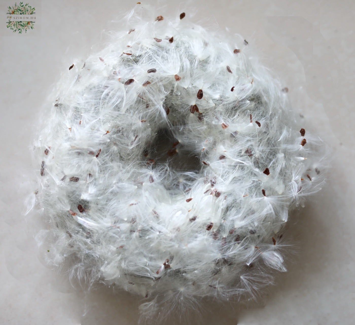 Blumenlieferung nach Budapest - Trockenblumenkranz (15cm)