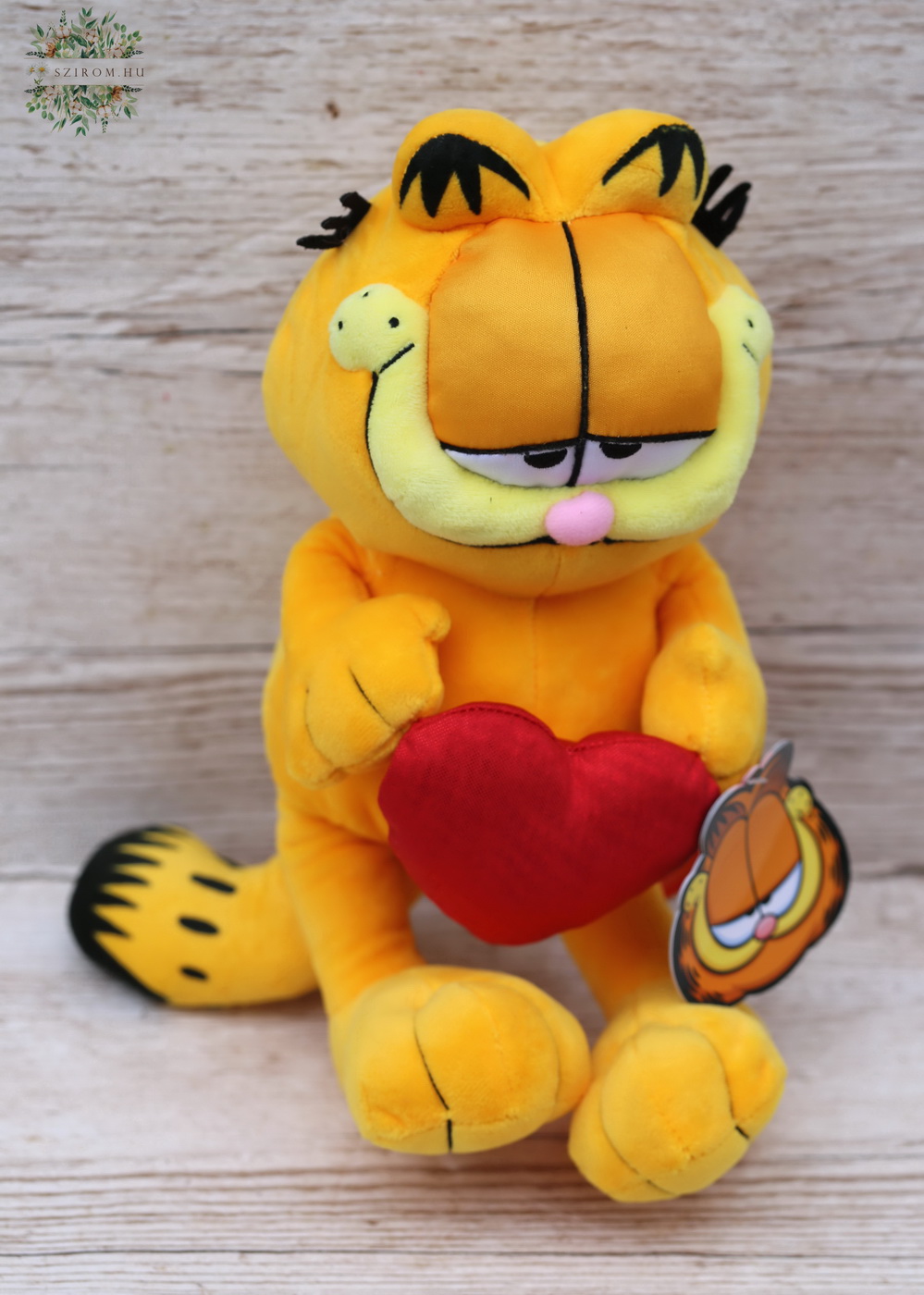Blumenlieferung nach Budapest - Plüsch GArfield mit einer Herz (28cm)