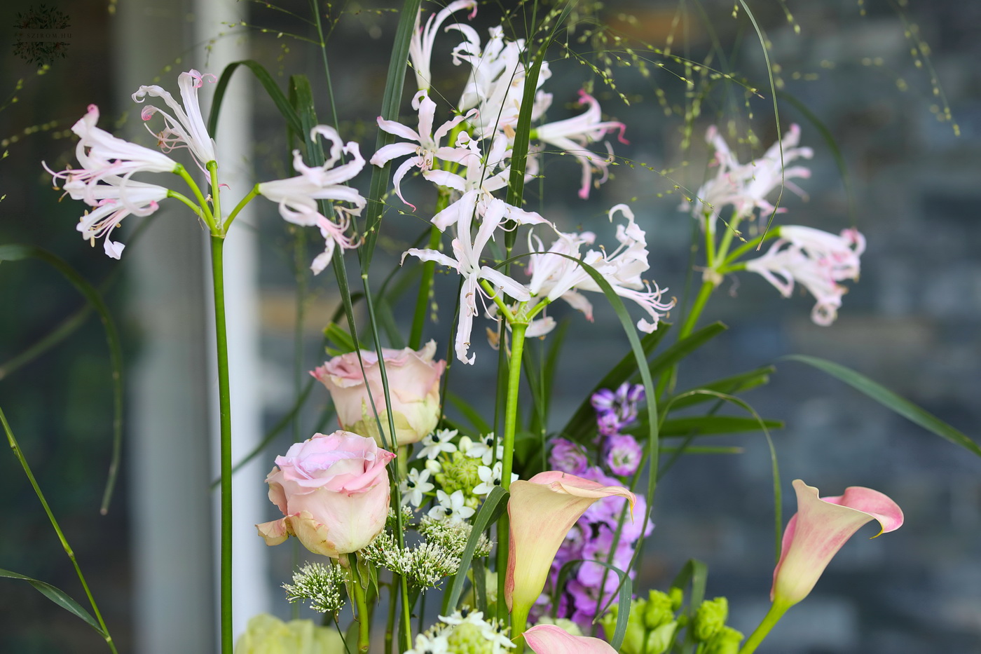 flower delivery Budapest - Modern airy wedding, event centerpiece, base with vials (purple, green, calla, rose, nerine, delphinium, lisianthus)