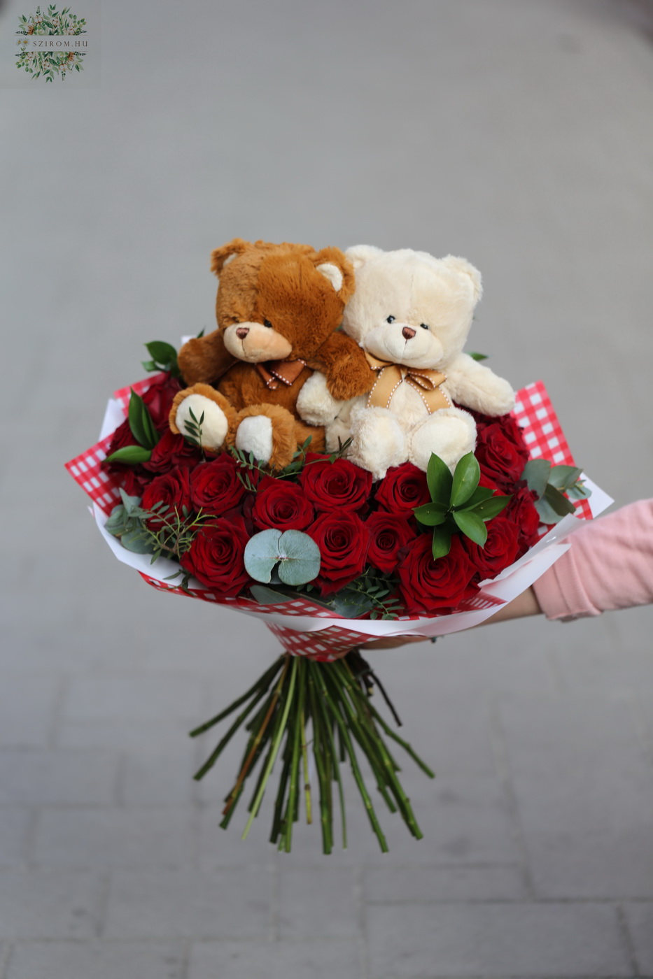 flower delivery Budapest - 