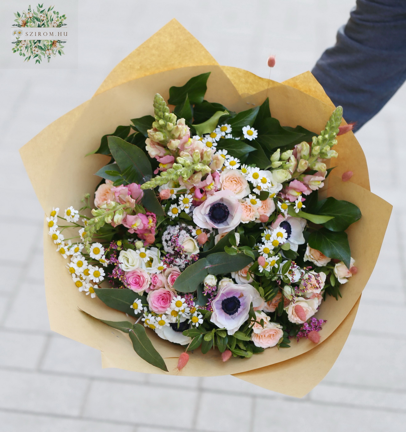 Blumenlieferung nach Budapest - 