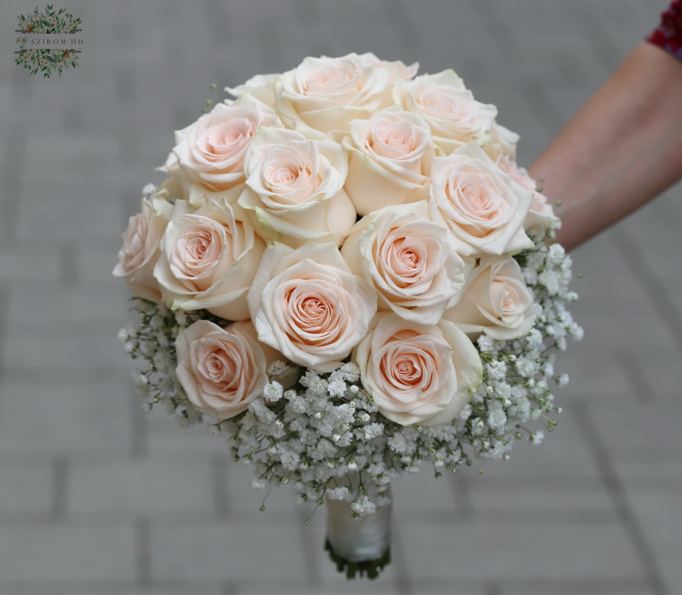Blumenlieferung nach Budapest - 