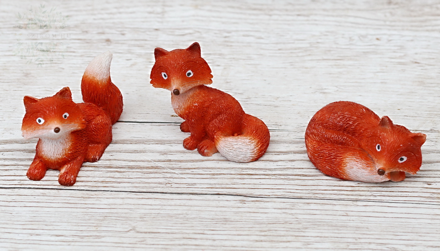 flower delivery Budapest - Fox figure 7 cm (1 piece)