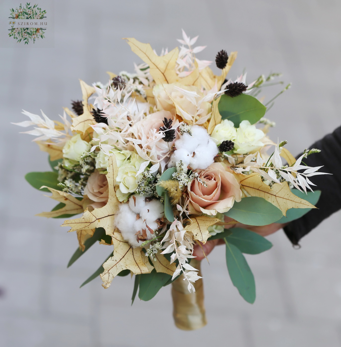 flower delivery Budapest - Autumn winter bridal bouquet, with Nude rose, dried flowers and cotton (nude, white)