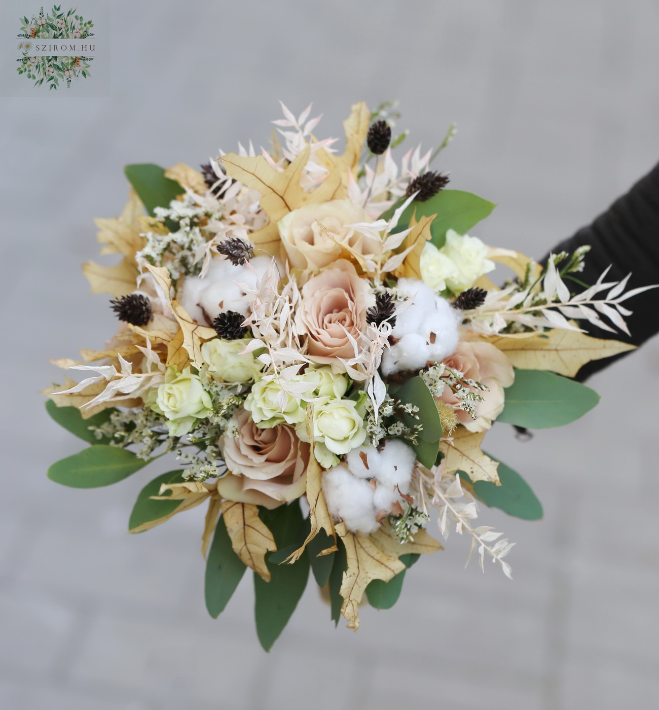flower delivery Budapest - Autumn winter bridal bouquet, with Nude rose, dried flowers and cotton (nude, white)