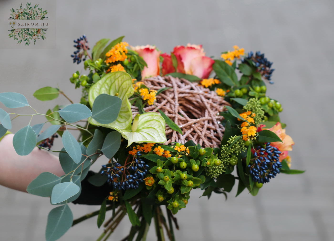 flower delivery Budapest - Bouquet with rope bouquet holder with anthurium and roses