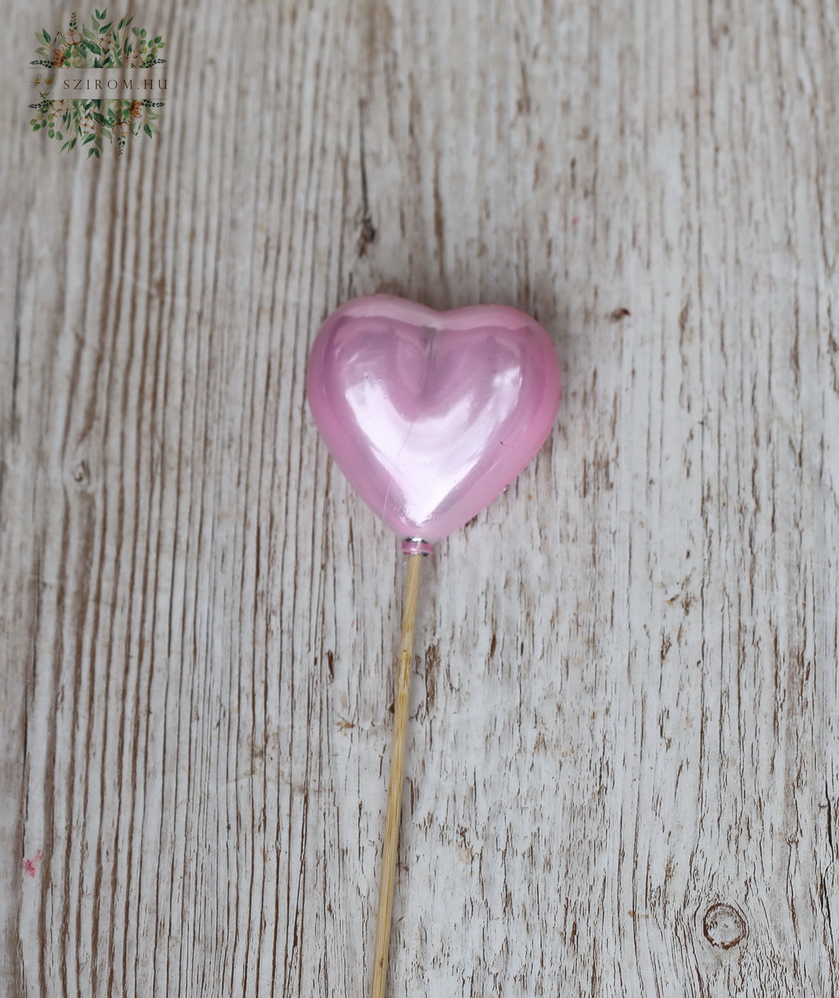 Blumenlieferung nach Budapest - Herzfigur auf Stab 