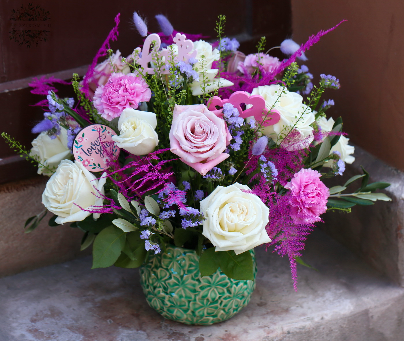 Virágküldés Budapest - Anyák-napi virágtál hortenziás kaspóban, rózsákkal