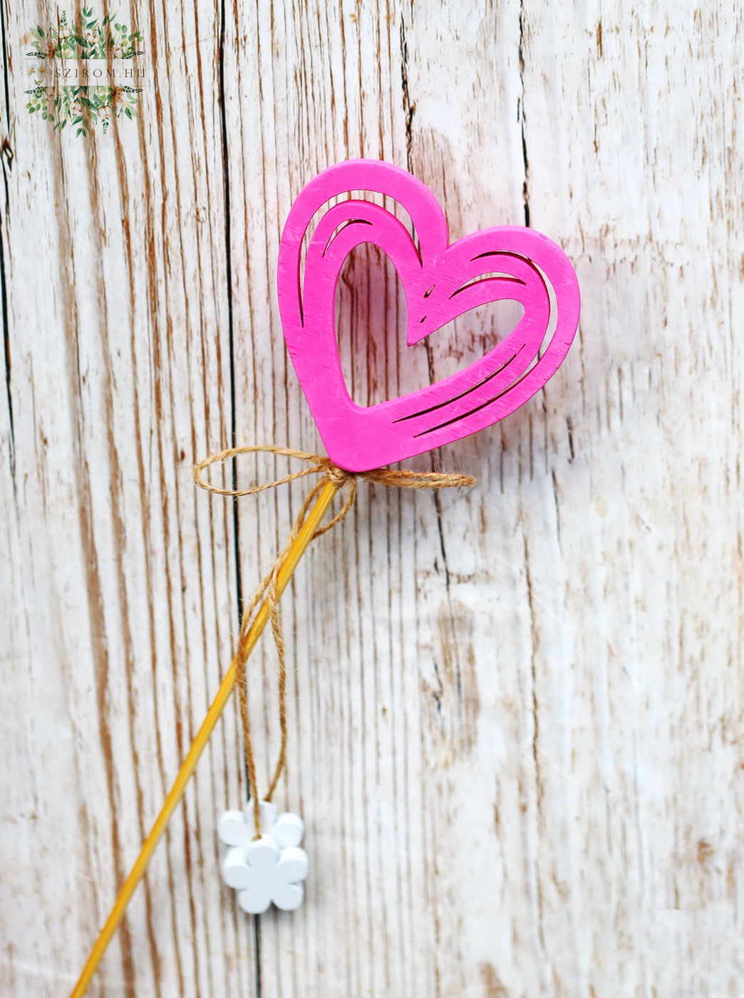 flower delivery Budapest - Heart figure on stick