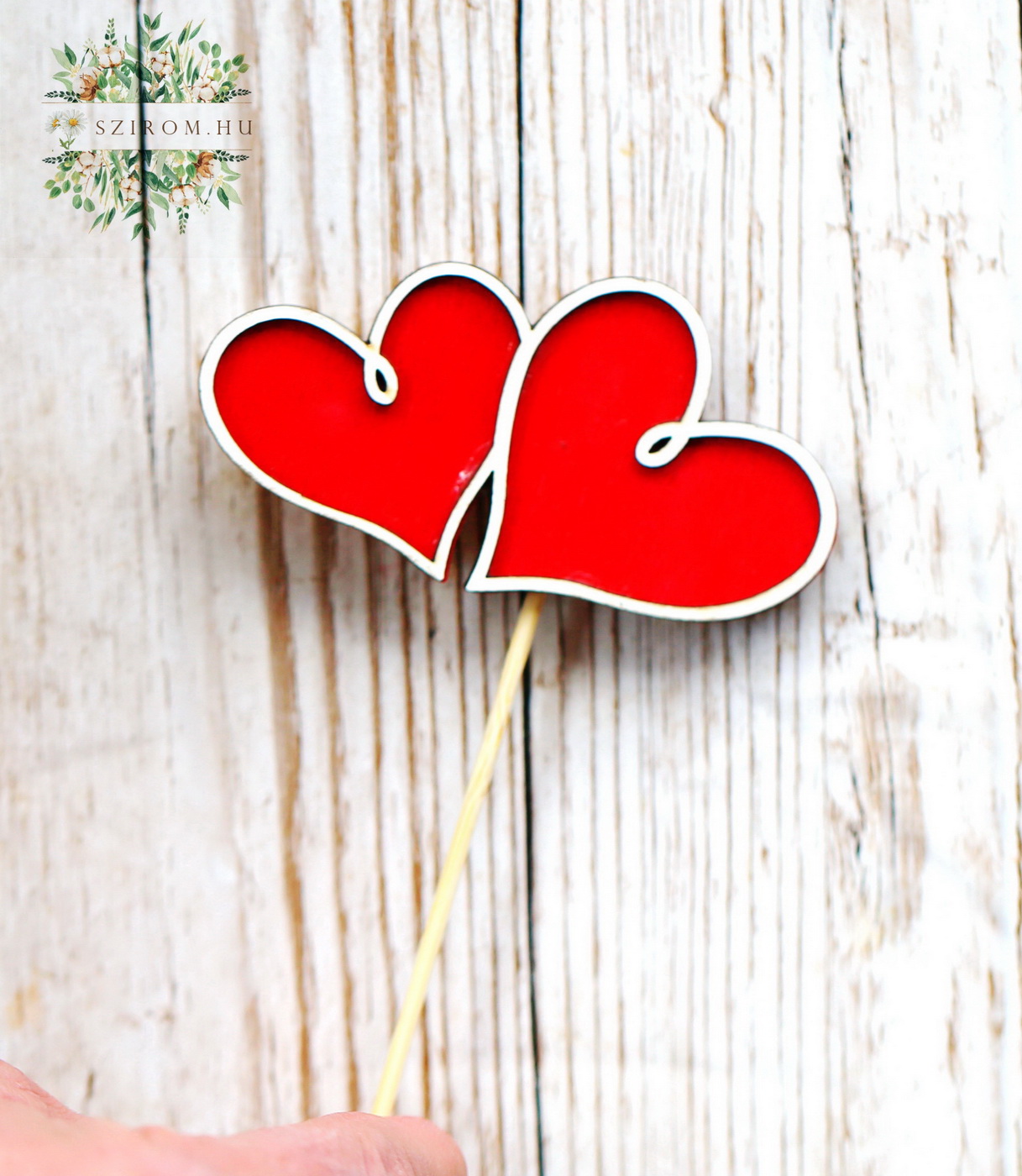 flower delivery Budapest - Heart figure on stick