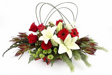 flower delivery Budapest - red rose - white lilies centerpiece  (60cm)